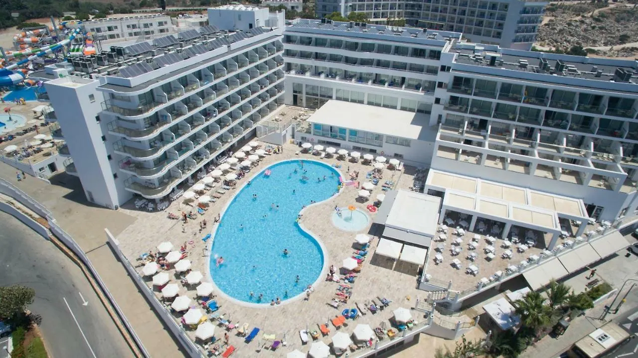 ****  Tofinis Hotel Ayia Napa Cyprus